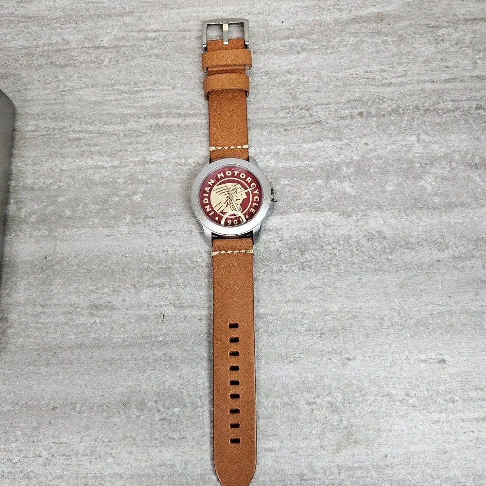 Indian Motorcycle Men's Watch Silver Tone Case Brown Leather Strap new - Picture 4 of 6